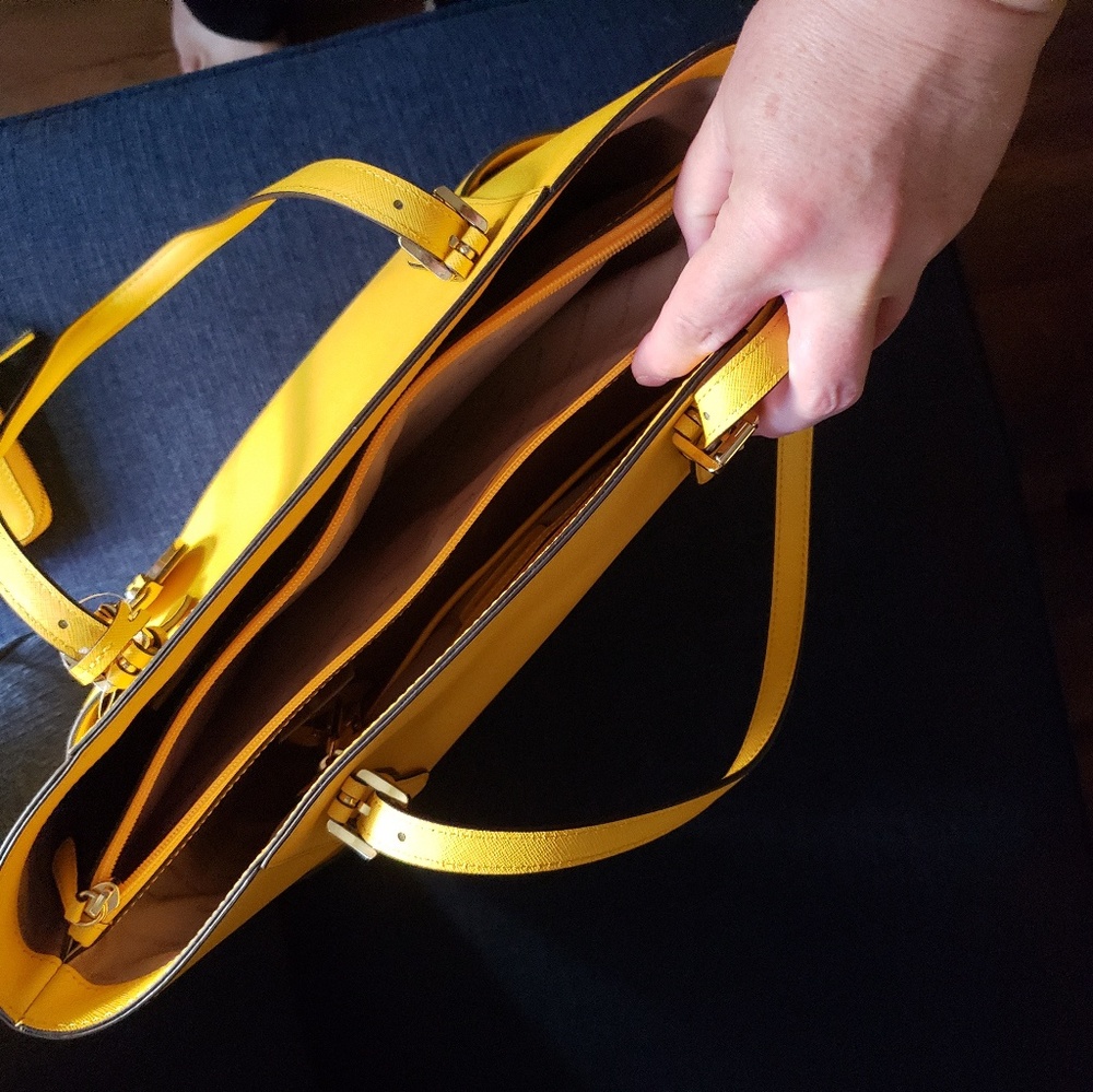 Michael Kors purse and wallet - Picture 3 of 5
